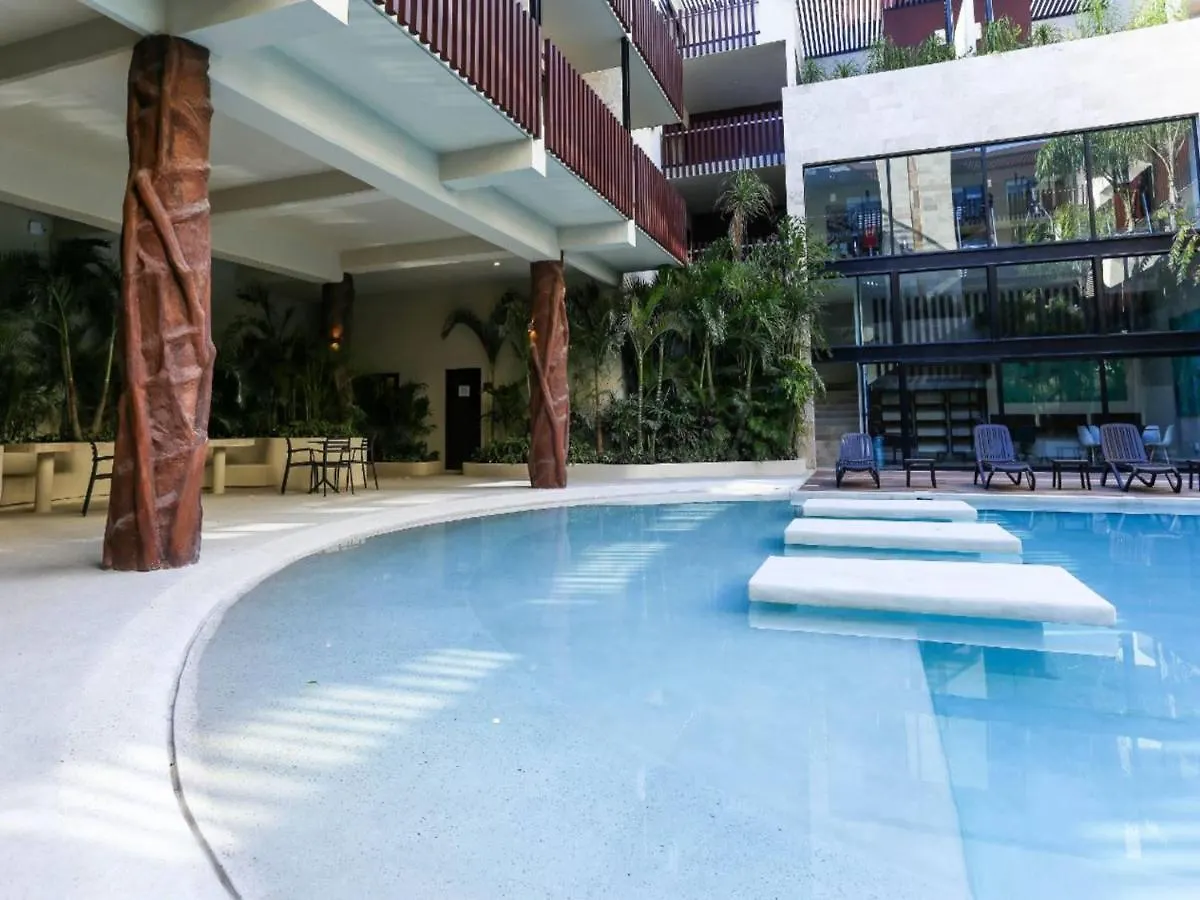 Palmares 104- 1Bedroom Exquisite Playa del Carmen Mexico
